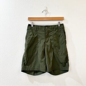 REI Co-op Women's Sahara Bermuda Hiking Shorts Army Green Size 4
